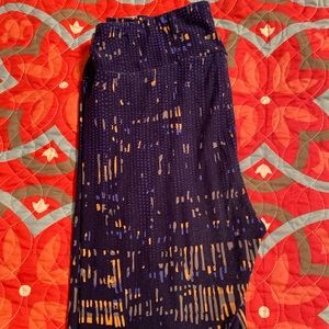 Lularoe Dark Blue Leggings Tall & Curvy